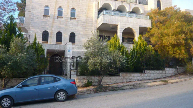 شقة - حنوطيا - شارع مازن العجلوني - 115000 دأ