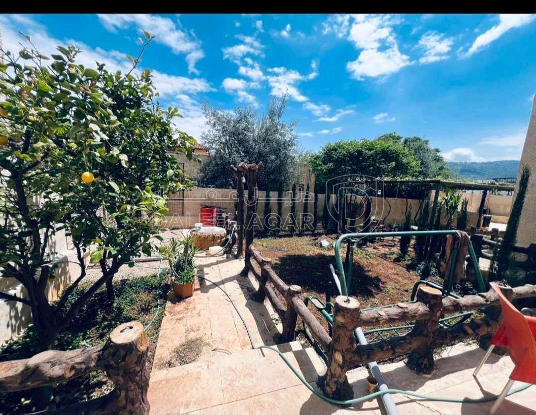 فيلا/منزل في السلط العارضه الصبيحي - 300,000 دأ - صورة 1