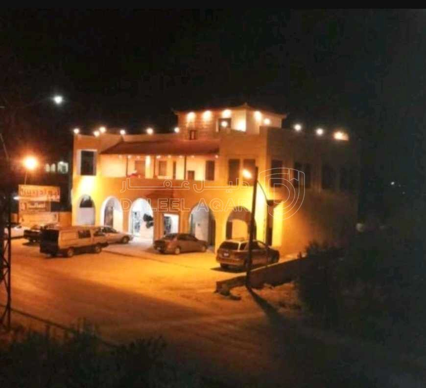 فيلا/منزل في السلط العارضه الصبيحي - 300,000 دأ - صورة 1