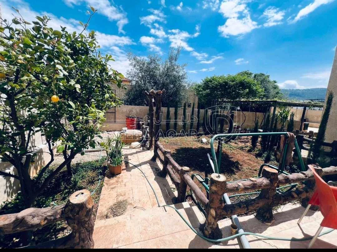 فيلا/منزل في السلط العارضه الصبيحي - 300,000 دأ - صورة 1