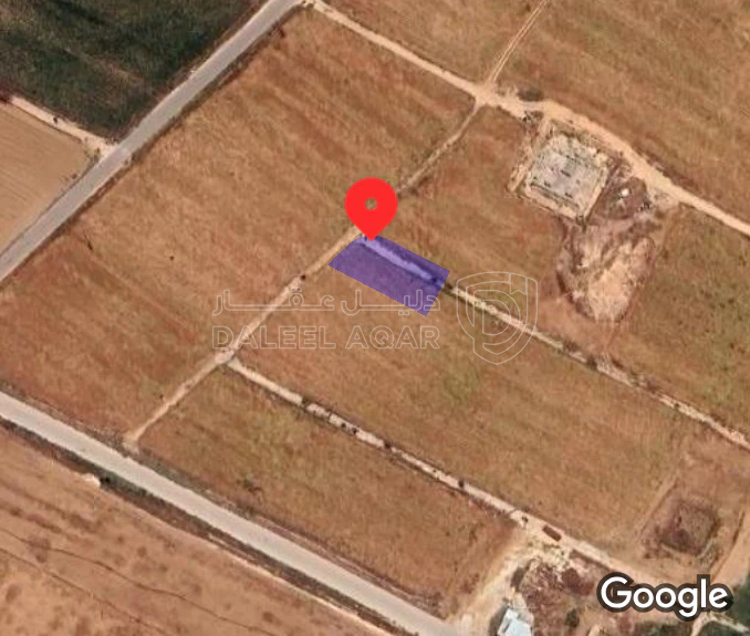 أرض في قطعه ارض بجانب شارع الميه جميع الخدمات تبعد ٣٠٠ مت - 38,000 دأ - صورة 1