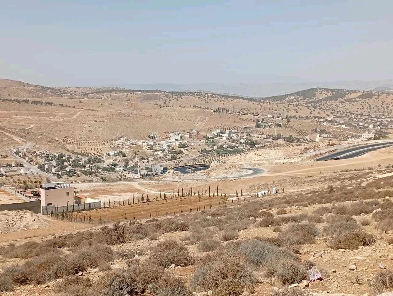 أرض في بيرين الشارع الرئيسي جمعان مطله على شفا بدران - 275,000 دأ - صورة 1