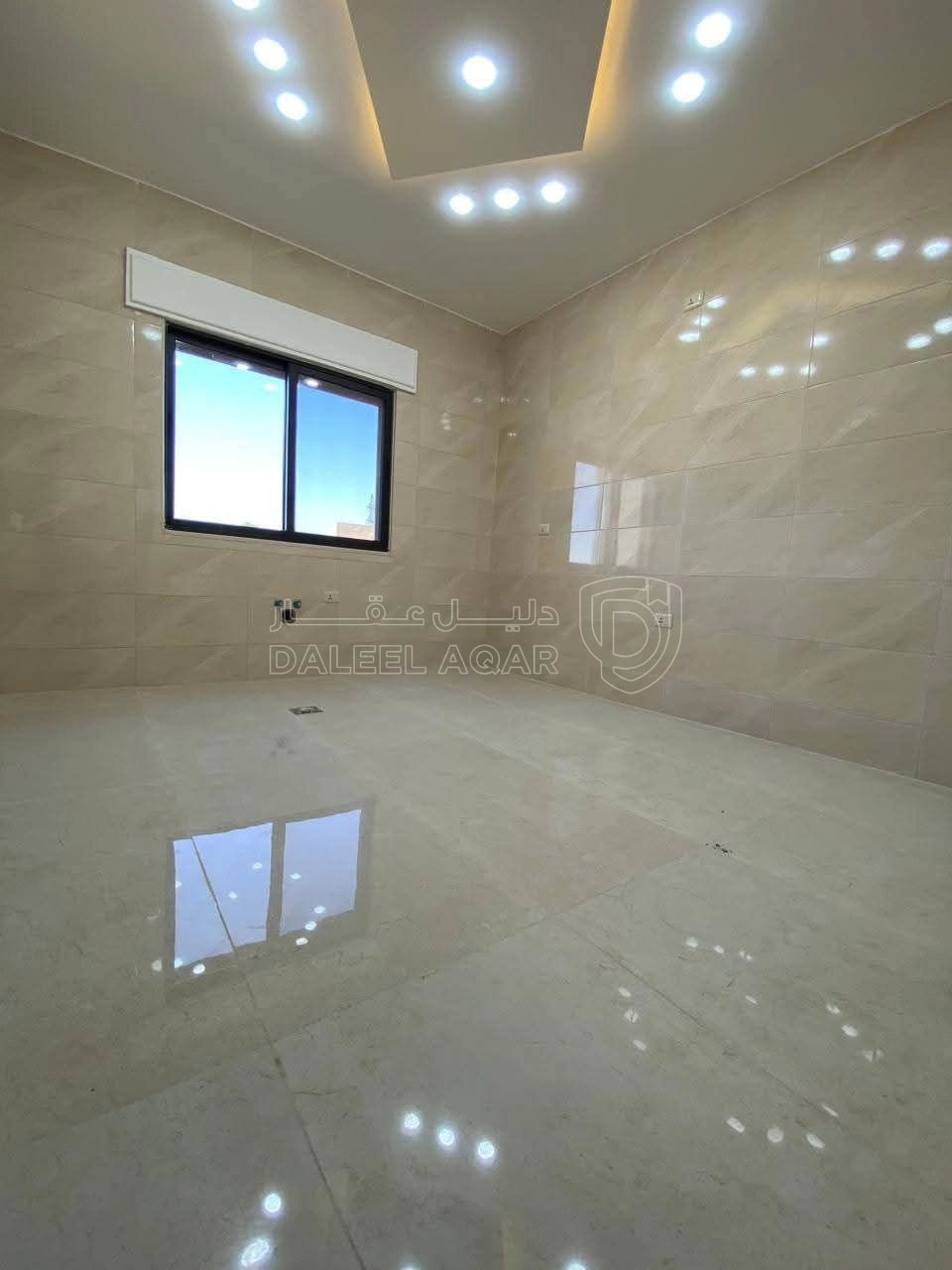 شقة في ابو علندا - اسكان الكهربا - 55,000 دأ - صورة 1