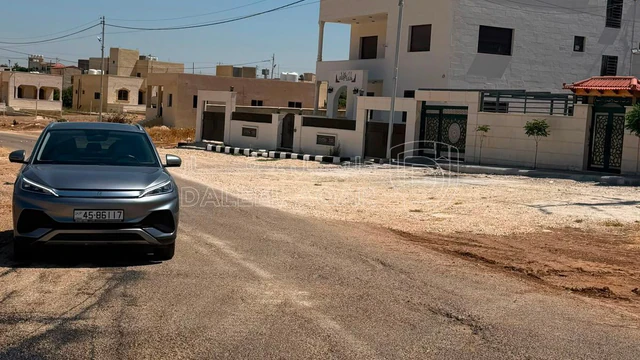 أرض في عمان ناعور حسبان بالقرب من الجامعة الألمانية  - 27,500 دأ - صورة NaN