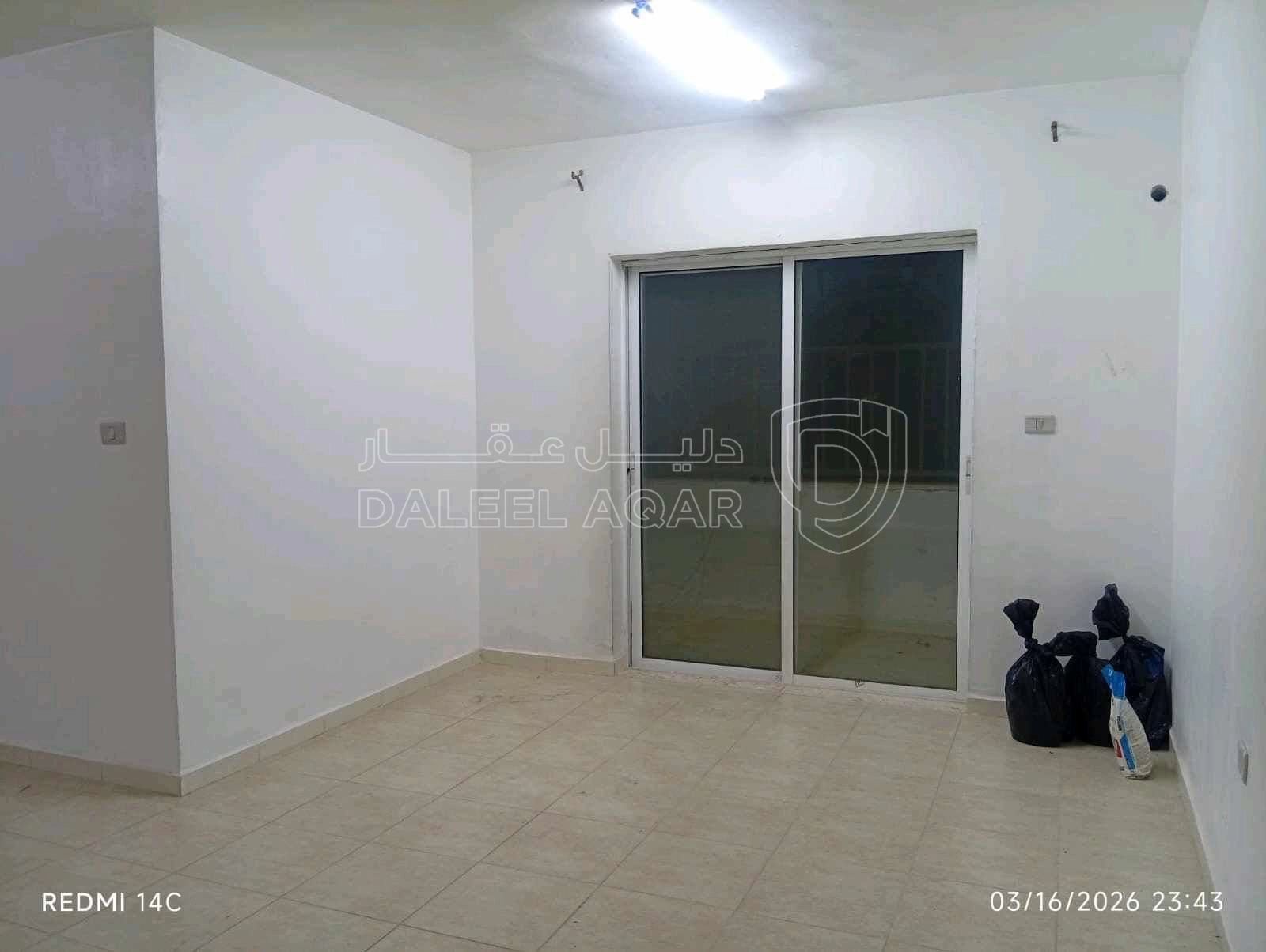 شقة في الزرقاء مدينة الشرق / المرحلة الثالثة - 22,000 دأ - صورة 1