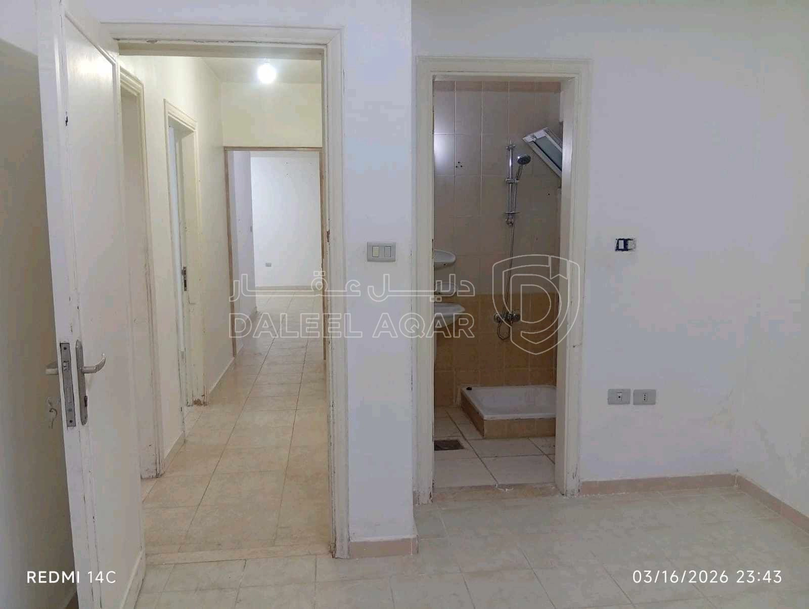 شقة في الزرقاء مدينة الشرق / المرحلة الثالثة - 22,000 دأ - صورة 1