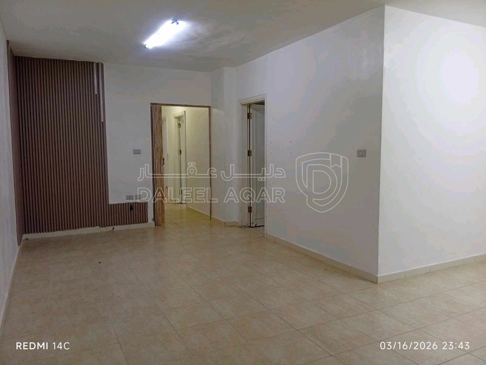 شقة في الزرقاء مدينة الشرق / المرحلة الثالثة - 22,000 دأ - صورة 1