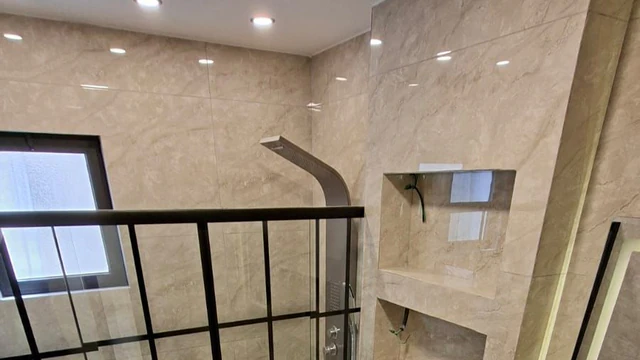شقة في طريق المطار - خلف المدارس العالمية  - 135,000 دأ - صورة NaN