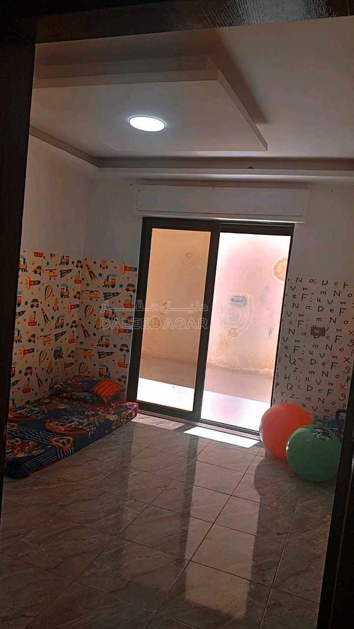 شقة في ماركا الجنوبية-المرقب-ربوة الحنيطي-شارع الرحاب  - 50,000 دأ - صورة 1
