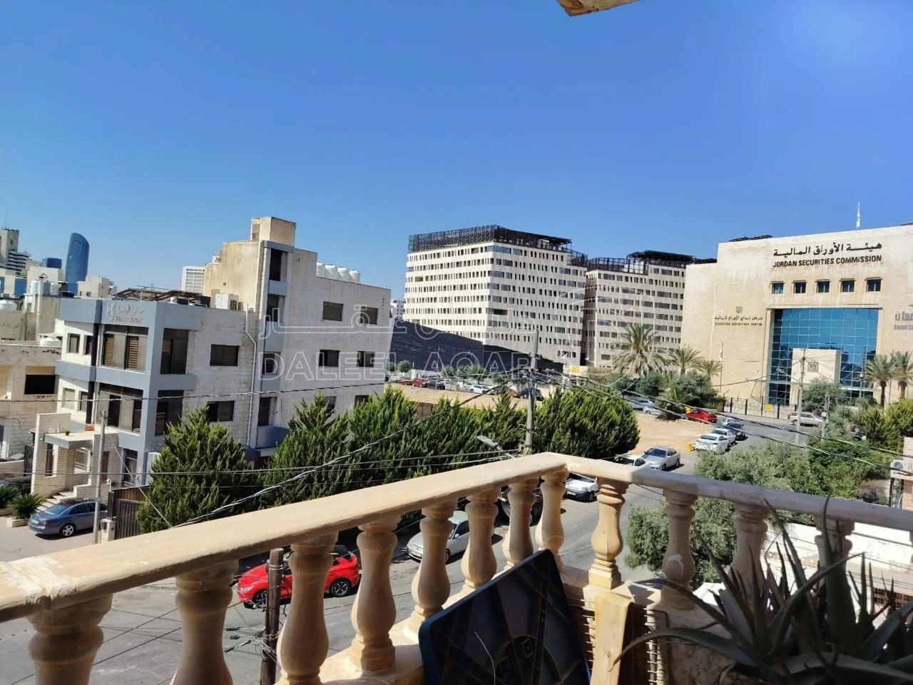 شقة في عمان حوض عرجان مقابل هيئة الأوراق المالية - 68,000 دأ - صورة 1