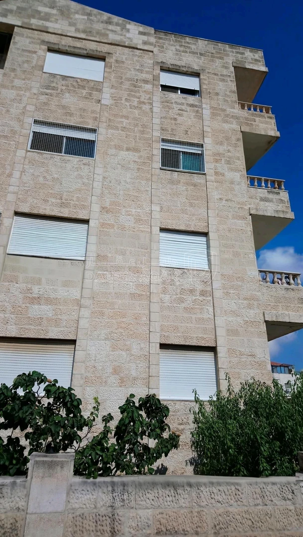 شقة في عمان حوض عرجان مقابل هيئة الأوراق المالية - 68,000 دأ - صورة 1