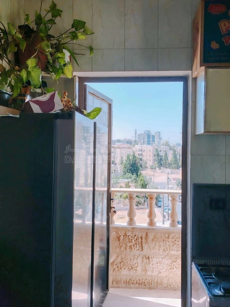 شقة في عمان حوض عرجان مقابل هيئة الأوراق المالية - 68,000 دأ - صورة 1