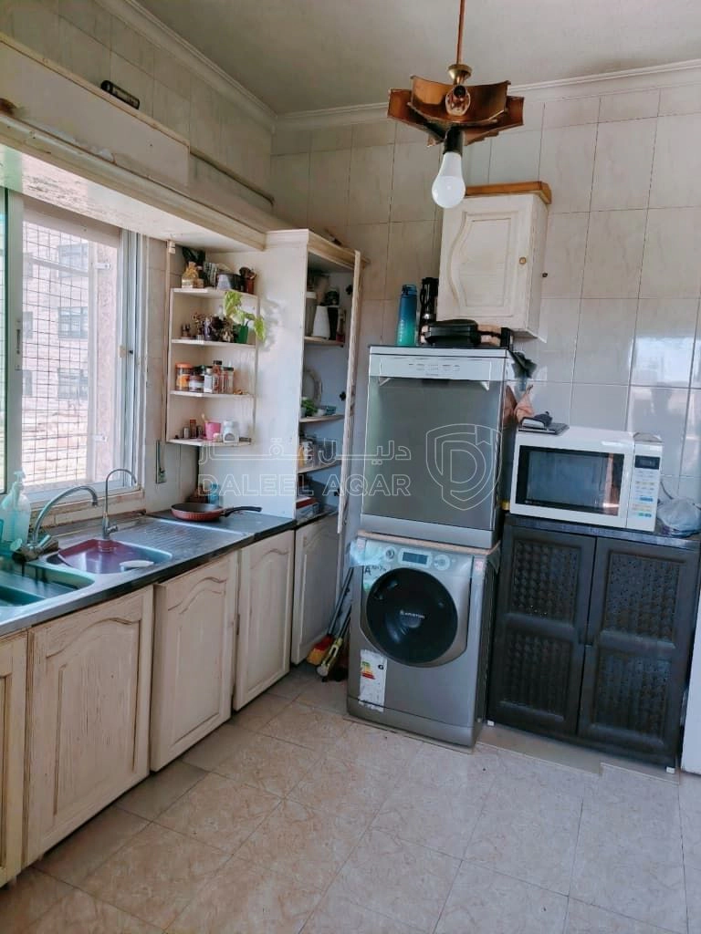 شقة في عمان حوض عرجان مقابل هيئة الأوراق المالية - 68,000 دأ - صورة 1