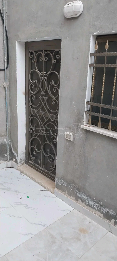 فيلا/منزل في عين الباشا إسكان الفروسية  - 100,000 دأ - صورة 1