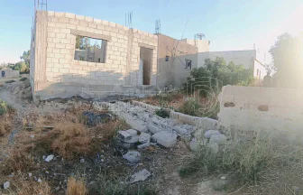 أرض في منزل للبيع  - 25,000 دأ - صورة NaN