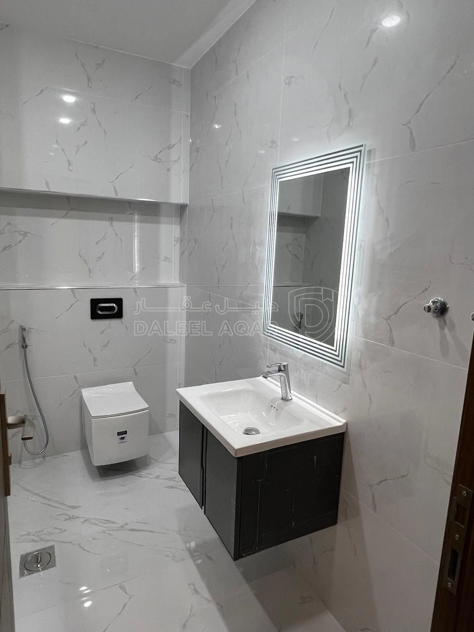 شقة في البنيات - بالقرب من مدارس الحصاد التربوي - 95,000 دأ - صورة 1