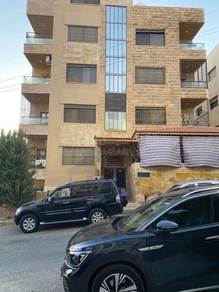 شقة في شقة للبيع بسعر مغري في ضاحية الرشيد  - 60,000 دأ - صورة 1