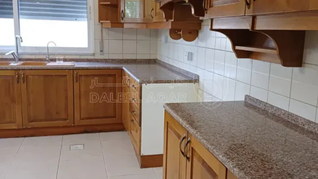 شقة - شقة في دير غبار للبيع مساحة 216 متر - 130000 دأ