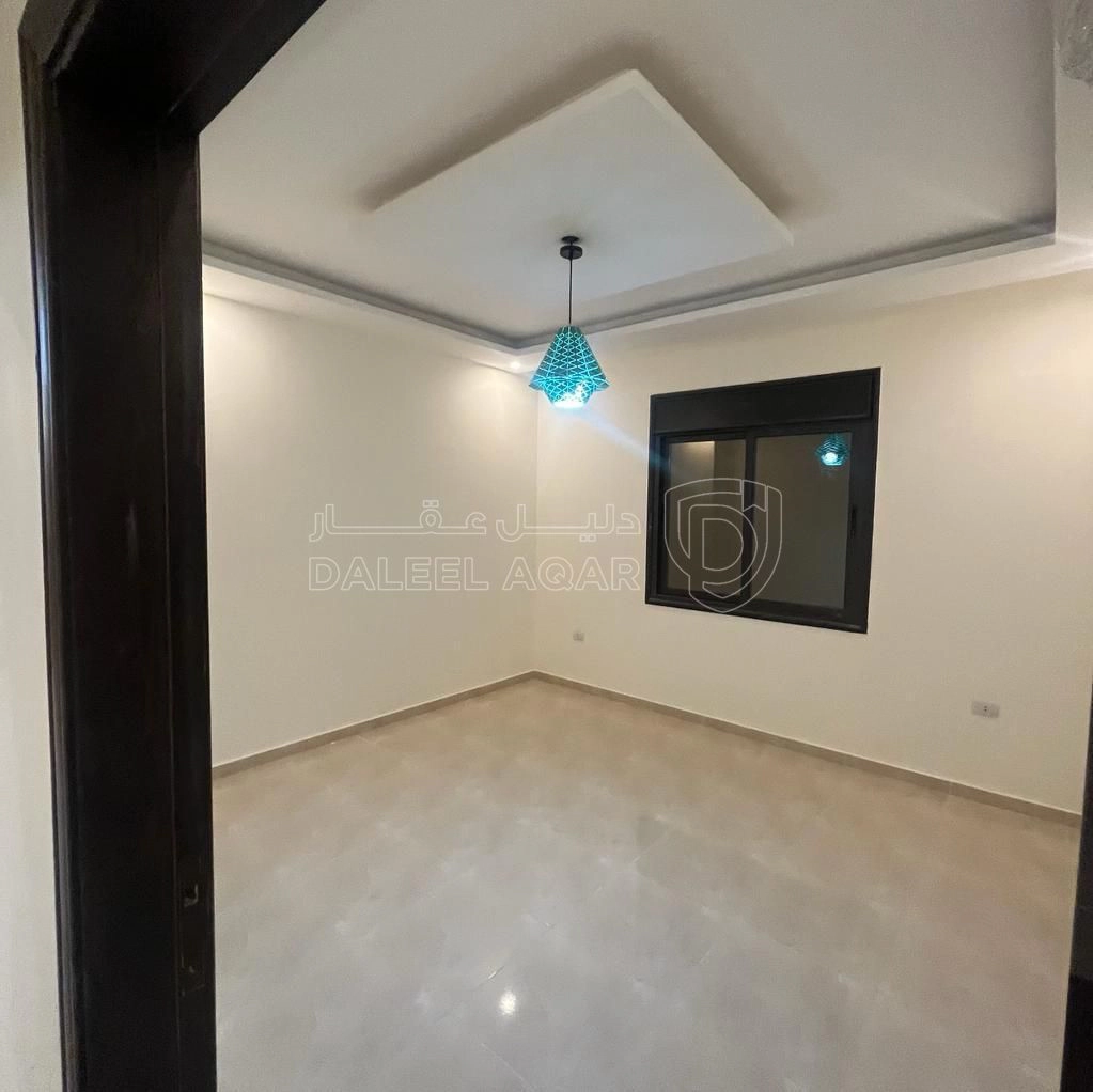 شقة في اربد - الحي الشرقي - شارع عبد الله البلوي - 60,000 دأ - صورة 1