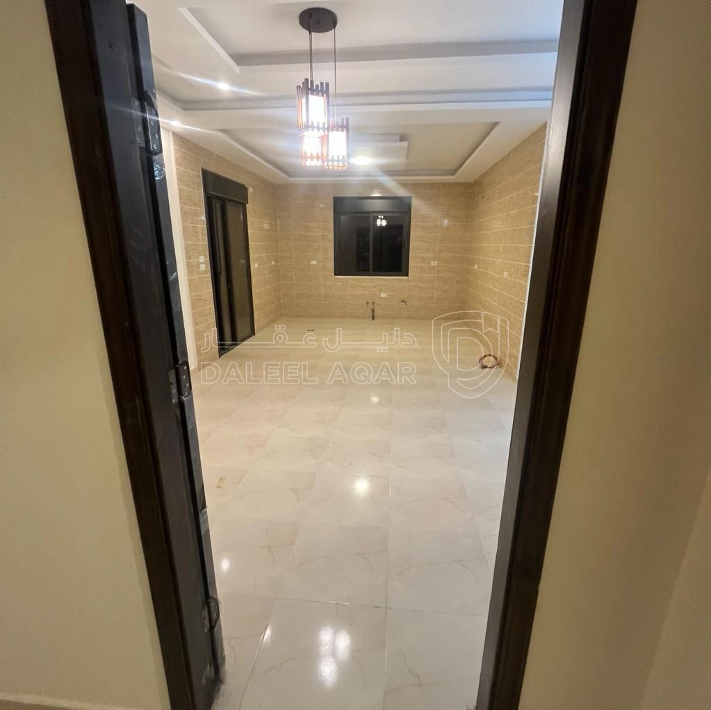 شقة في اربد - الحي الشرقي - شارع عبد الله البلوي - 60,000 دأ - صورة 1