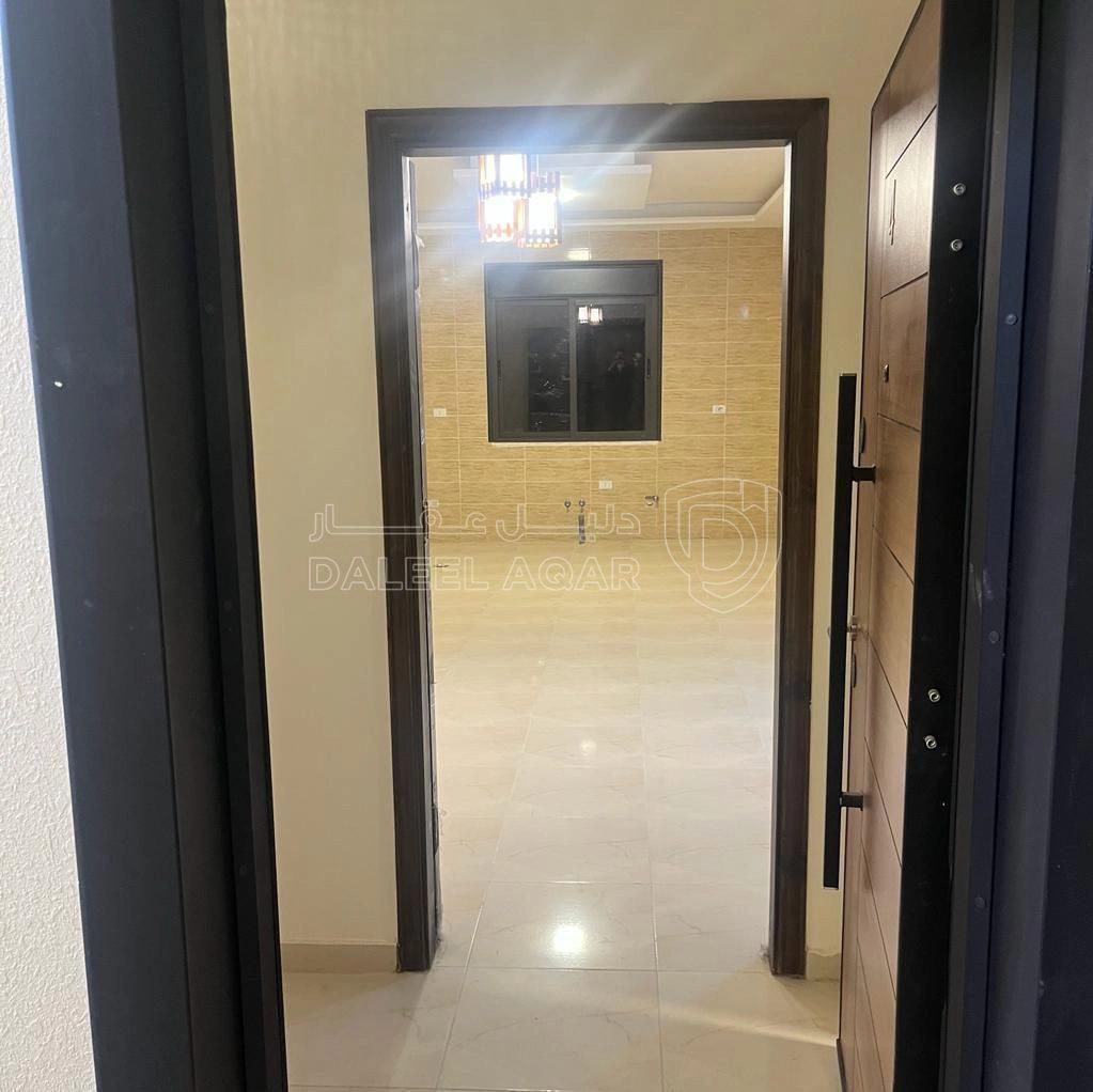 شقة في اربد - الحي الشرقي - شارع عبد الله البلوي - 60,000 دأ - صورة 1