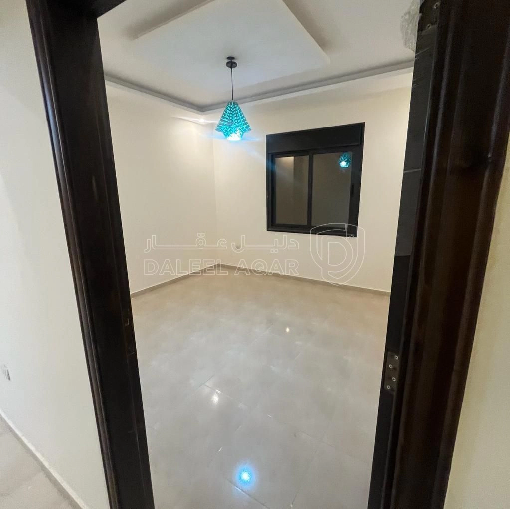 شقة في اربد - الحي الشرقي - شارع عبد الله البلوي - 60,000 دأ - صورة 1