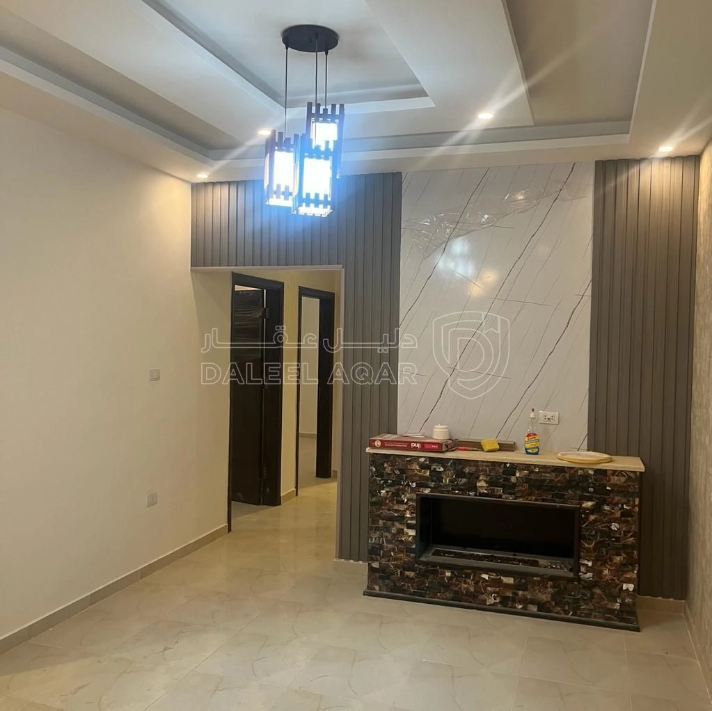 شقة في اربد - الحي الشرقي - شارع عبد الله البلوي - 60,000 دأ - صورة 1