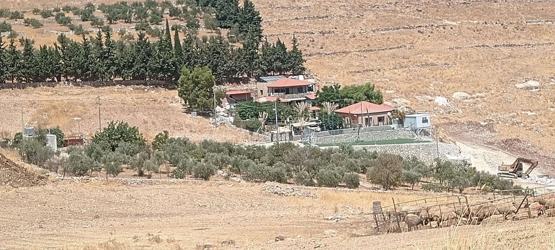 أرض في السلط نقب الدبور الفزرة - 190,000 دأ - صورة 1