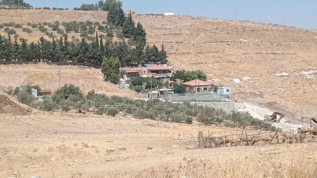 أرض في السلط نقب الدبور الفزرة - 190,000 دأ - صورة NaN