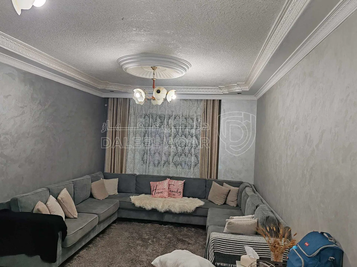 شقة في عمان طبربور مقابل كلية الشهيد فيصل العسكرية شارع   - 71,000 دأ - صورة 1