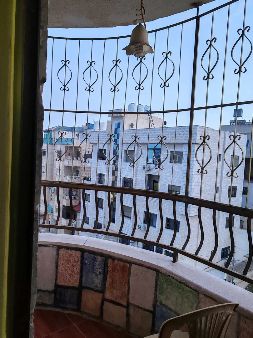 شقة في عمان طبربور مقابل كلية الشهيد فيصل العسكرية شارع   - 71,000 دأ - صورة 1