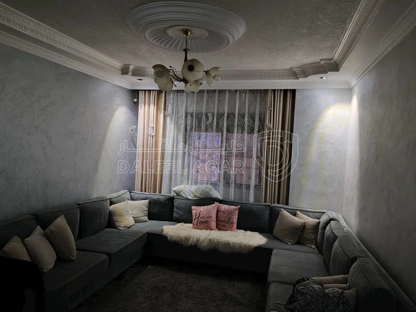 شقة في عمان طبربور مقابل كلية الشهيد فيصل العسكرية شارع   - 71,000 دأ - صورة 1