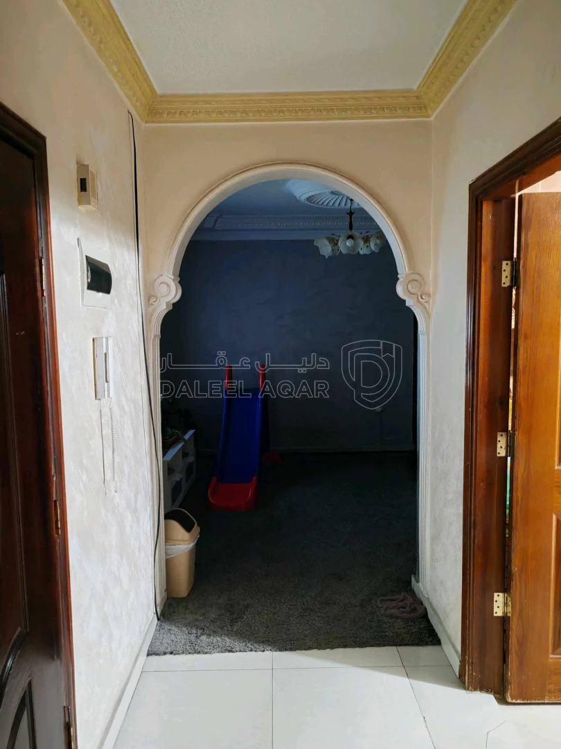 شقة في عمان طبربور مقابل كلية الشهيد فيصل العسكرية شارع   - 71,000 دأ - صورة 1