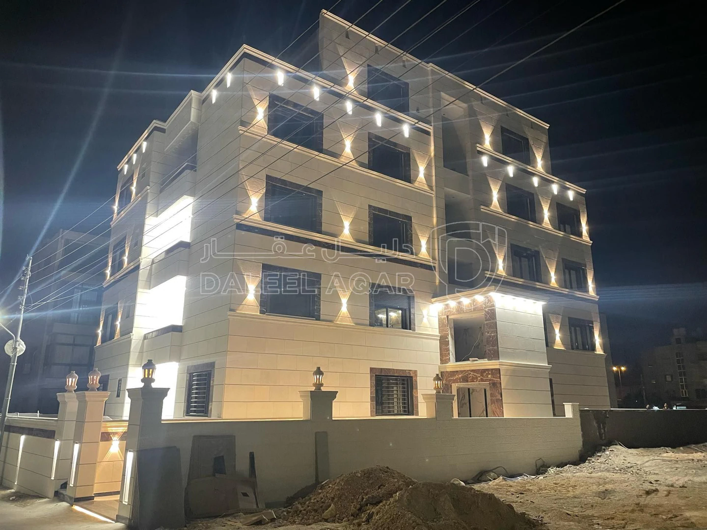 شقة في عمان ام زويتينه قرب مدارس الرواد - 80,000 دأ - صورة 1