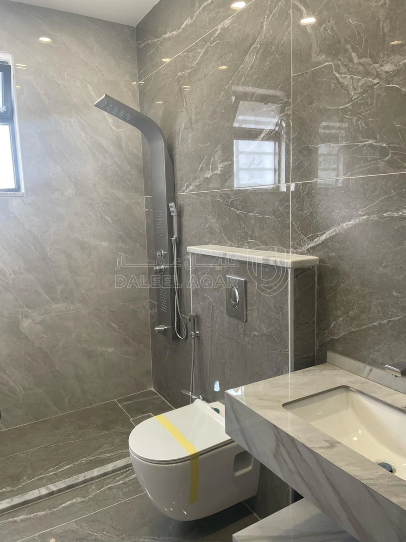 شقة في عمان ام زويتينه قرب مدارس الرواد - 80,000 دأ - صورة 1