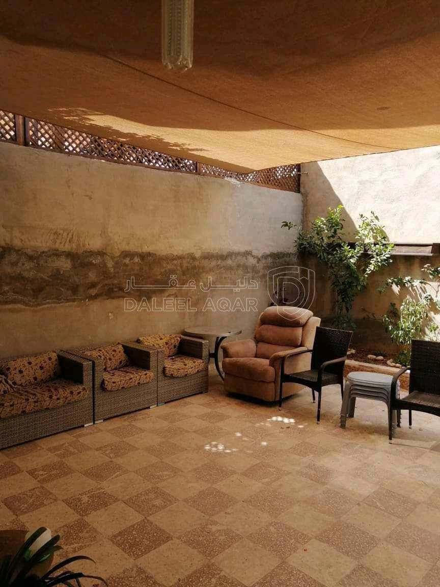 شقة في عين الباشا حي الأمير علي  - 60,000 دأ - صورة 1