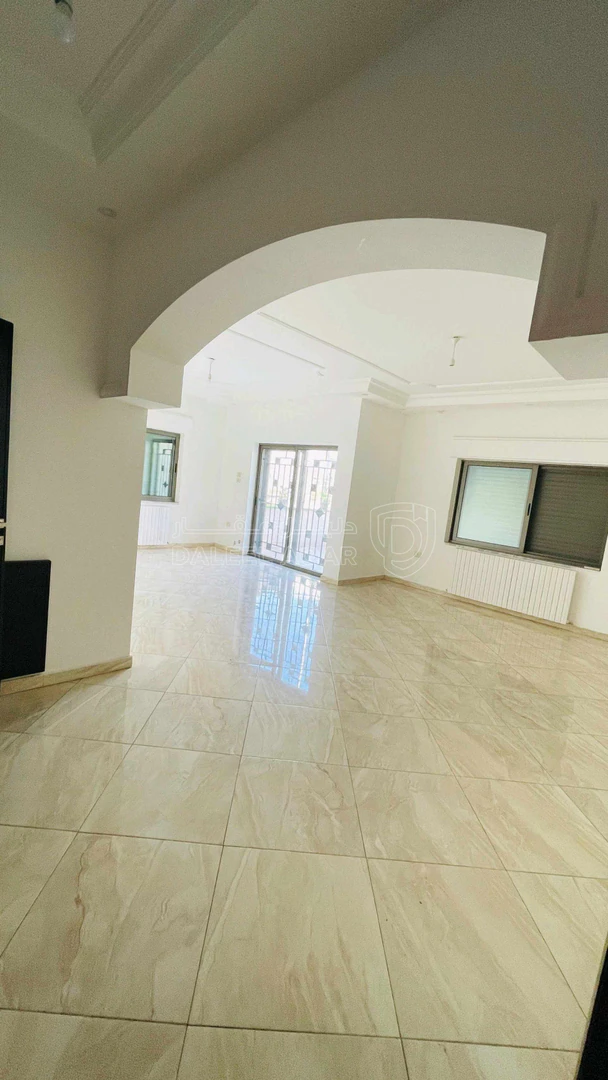 شقة في عمان المدينة الرياضية - 85,000 دأ - صورة 1
