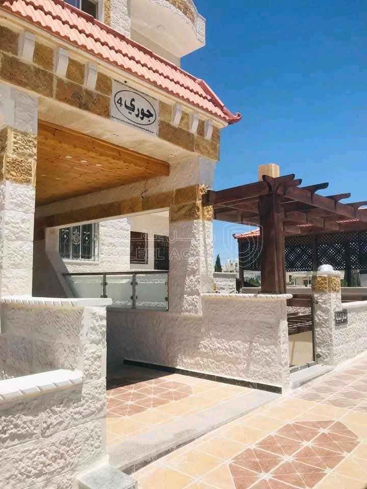 شقة في اربد الرابيه  قرب مدارس الملك عبدالله للتميز  - 53,000 دأ - صورة 1