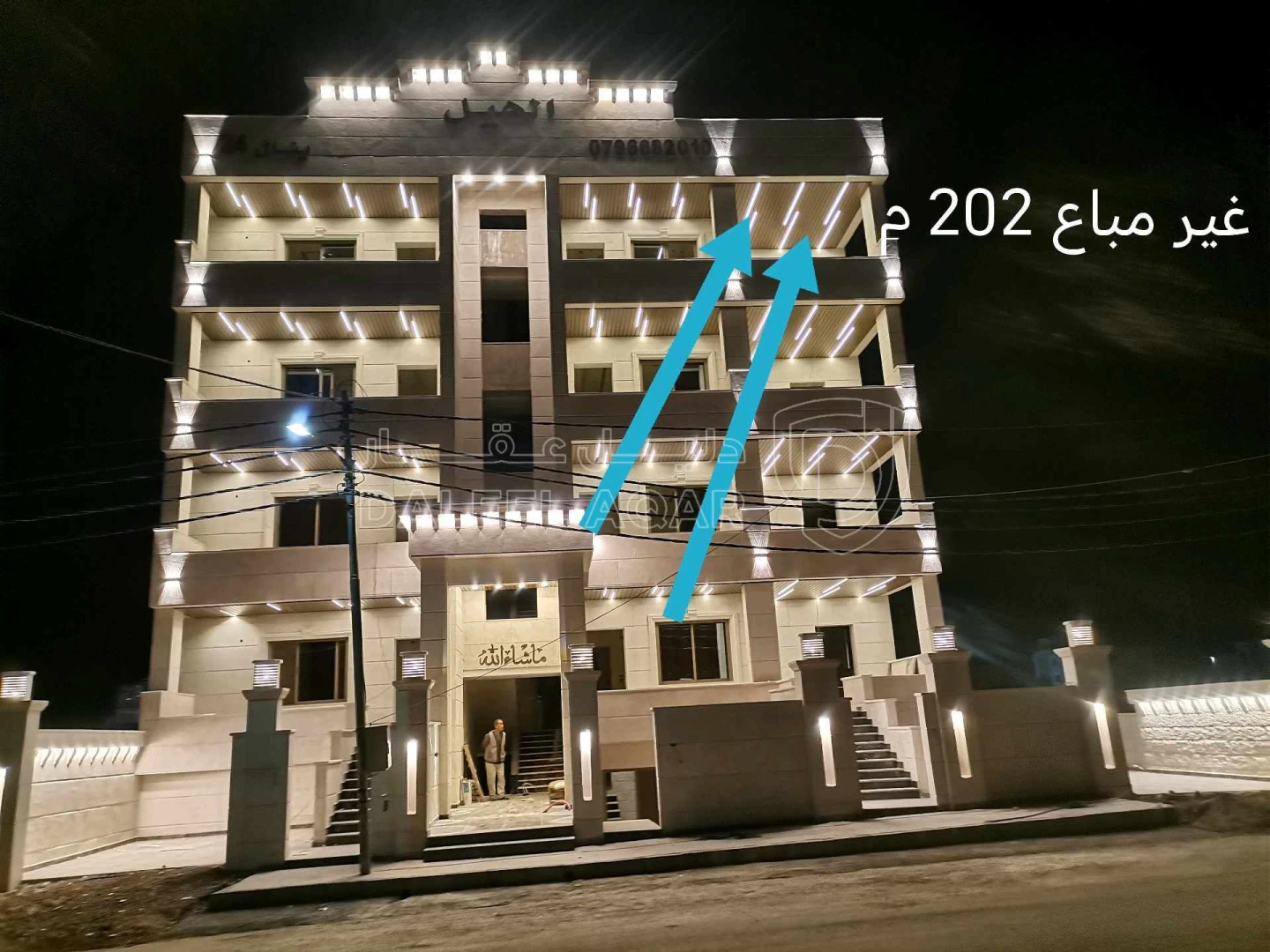 شقة في شقه فخمة 203م ثالث فني على شارع البتراء  - 86,000 دأ - صورة 1