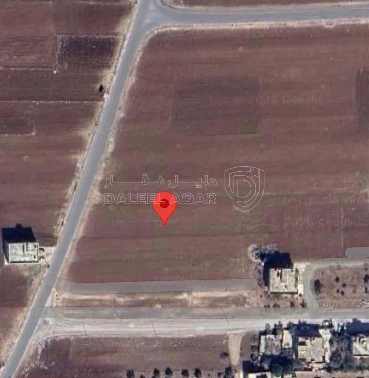 أرض في قطعة ارض بمساحة  - 83,000 دأ - صورة 1