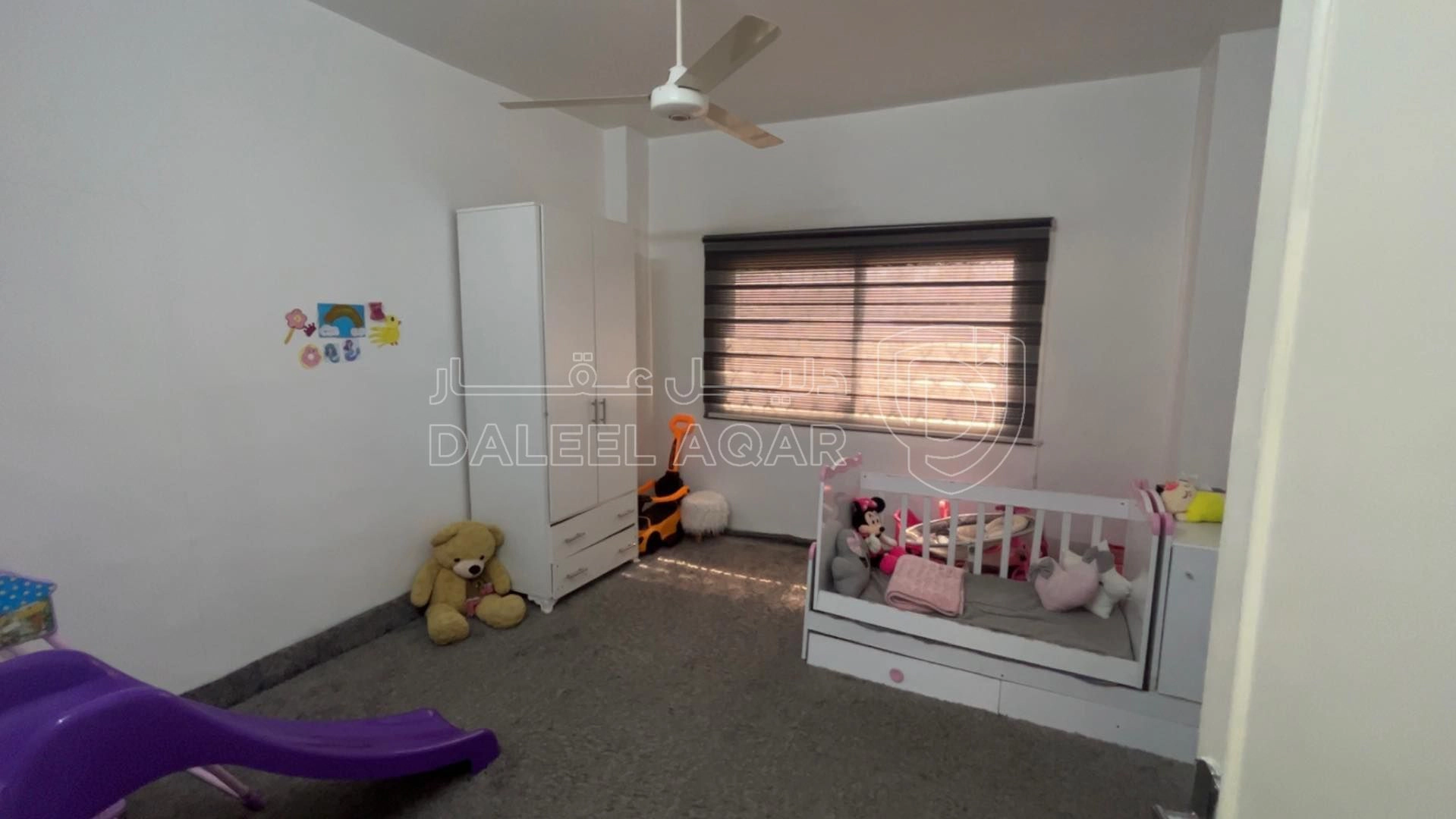 شقة في الزرقاء- حي رمزي  - 35,000 دأ - صورة 1