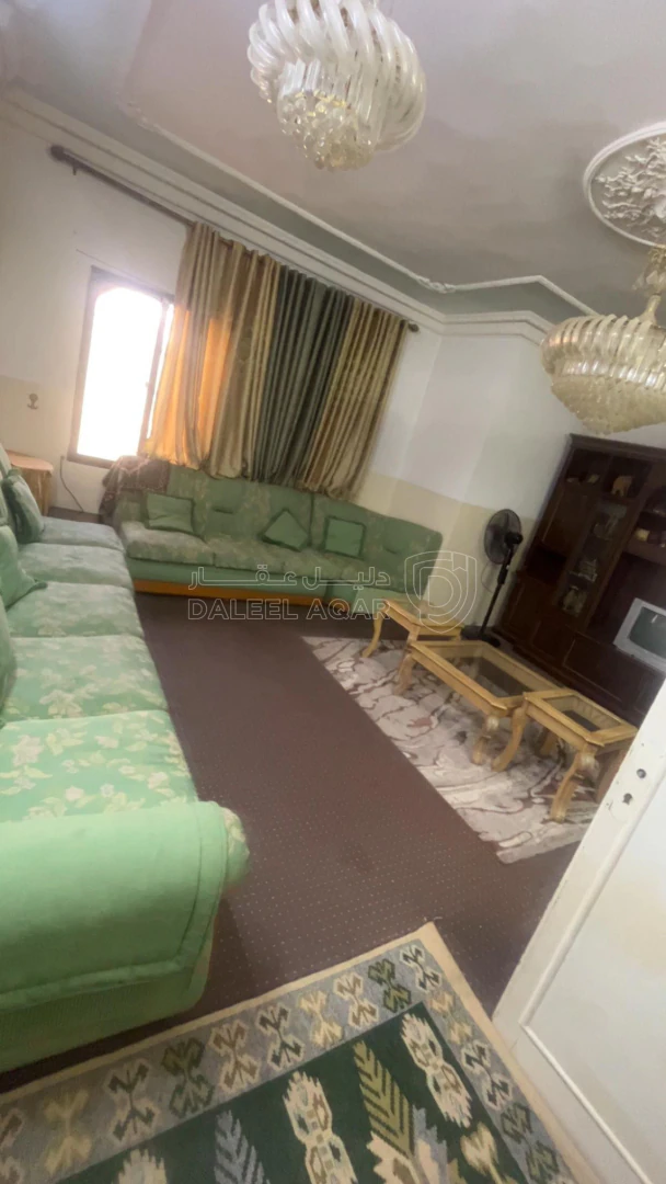 شقة في الزرقاء- حي رمزي  - 35,000 دأ - صورة 1