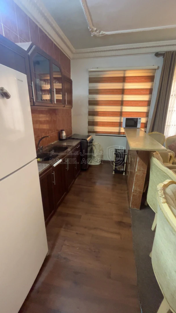 شقة في الزرقاء- حي رمزي  - 35,000 دأ - صورة 1