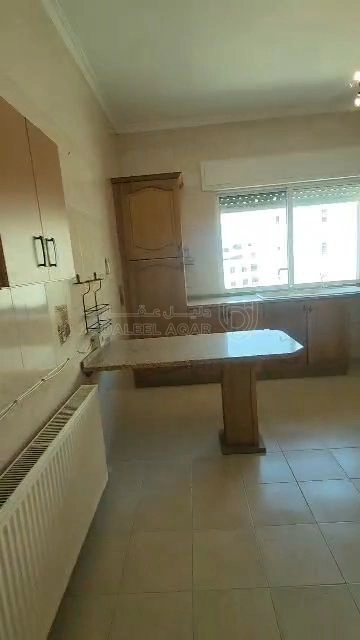 شقة في ضاحية الرشيد بالقرب من اسكان اميمة  - 72,000 دأ - صورة 1