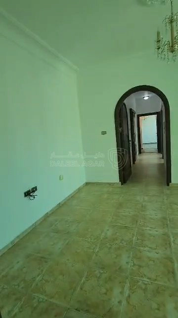 شقة في ضاحية الرشيد بالقرب من اسكان اميمة  - 72,000 دأ - صورة 1