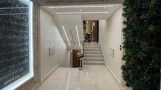شقة - الجبيهة - خلف السيفوي  - 185000 دأ