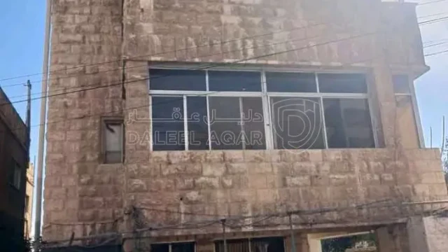 مبنى - عمان جبل عمان قرب مستشفى عاقلة - 174000 دأ