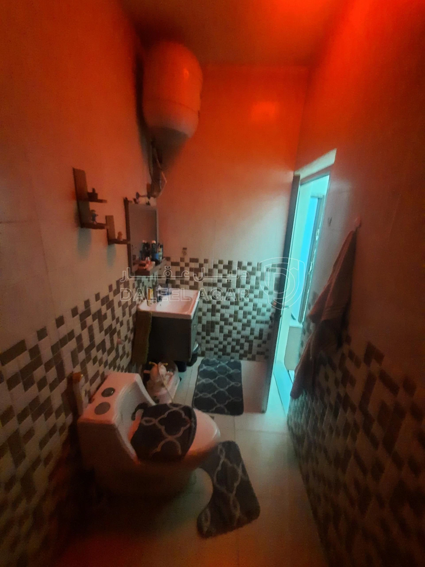 شقة في الزرقاء - 20,000 دأ - صورة 1