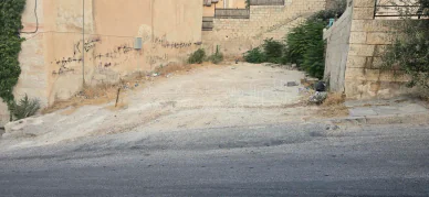 أرض في خلف البريد مقابل سوبر ماركت لينا  - 13,000 دأ - صورة NaN