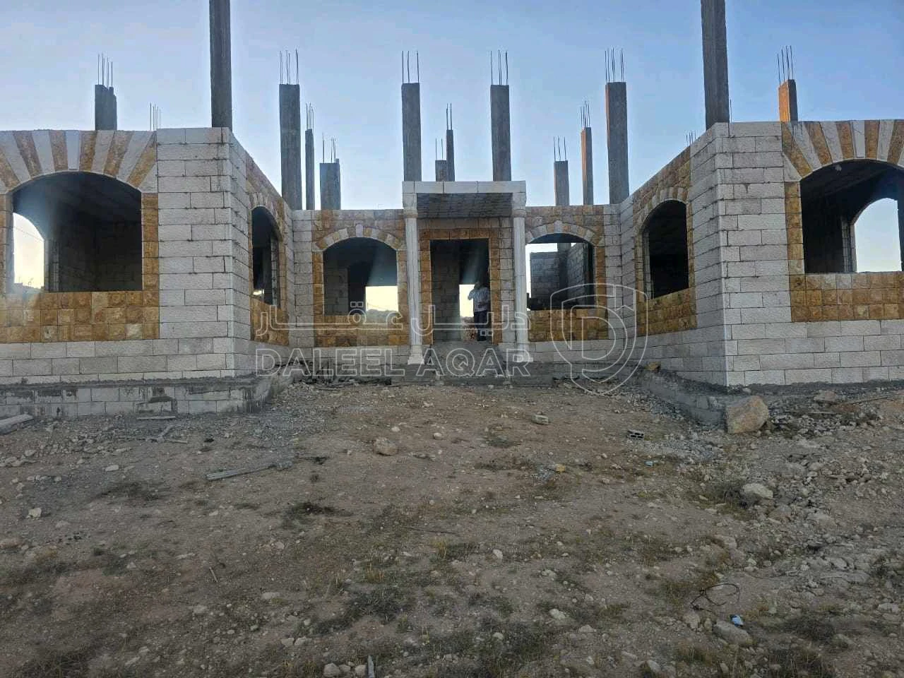 مزرعة/شاليه في شارع عين الرئيسي بعد المركز الصحي ١ كيلو متر  - 55,000 دأ - صورة 1